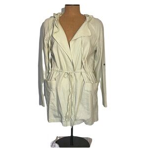 Love Tree light weight pale green jacket size small linen/viscose